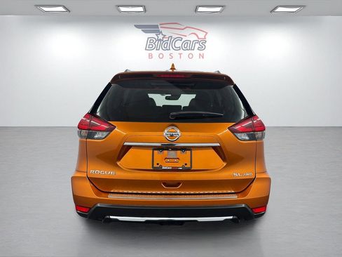 Used 2017 Nissan Rogue SL w/ SL Premium Package AWD/4WD image 5