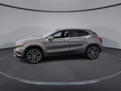 Used 2016 Mercedes-Benz GLA 250 4MATIC image 4