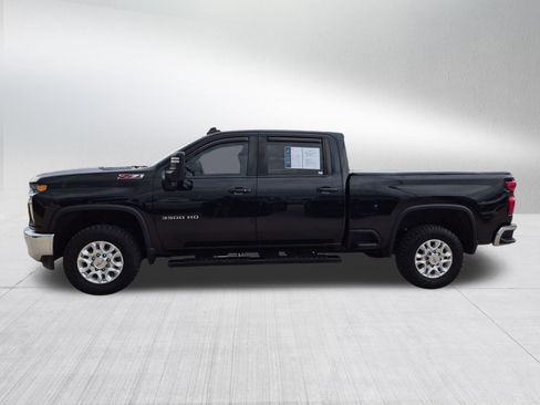 Used 2021 Chevrolet Silverado 3500 LT w/ All Star Edition AWD/4WD image 2