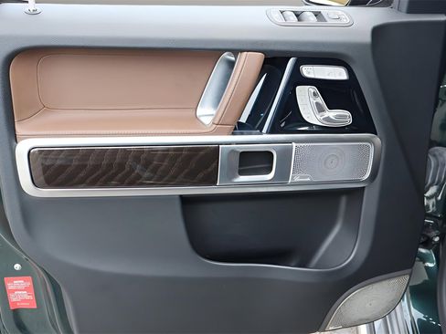 Used 2021 Mercedes-Benz G 550 image 10
