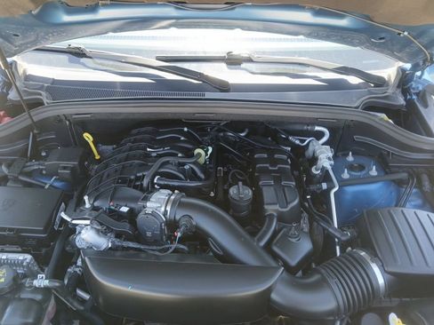 Used 2024 Dodge Durango GT RWD image 9