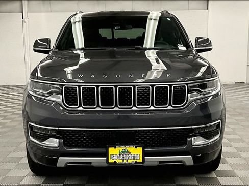 Used 2022 Jeep Wagoneer Series II AWD/4WD image 4