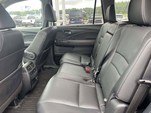 Used 2021 Honda Pilot Special Edition image 11