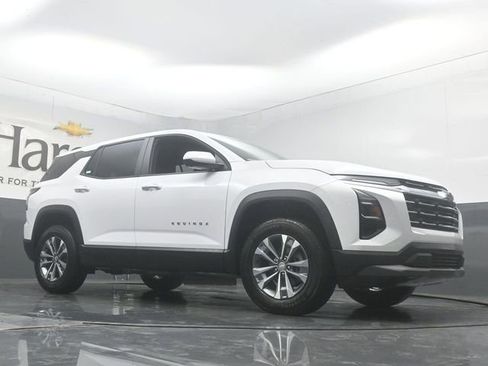 New 2026 Chevrolet Equinox LT w/ Safety and Technology Package FWD image 2