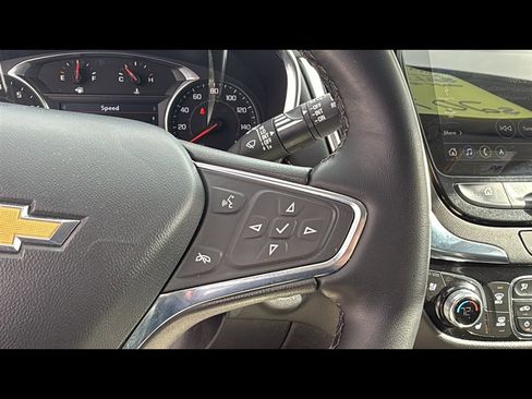 Used 2024 Chevrolet Equinox Premier image 15