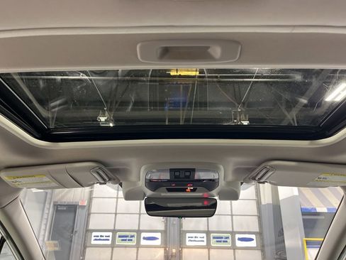 Certified 2023 Subaru Crosstrek 2.0i Premium AWD/4WD image 33