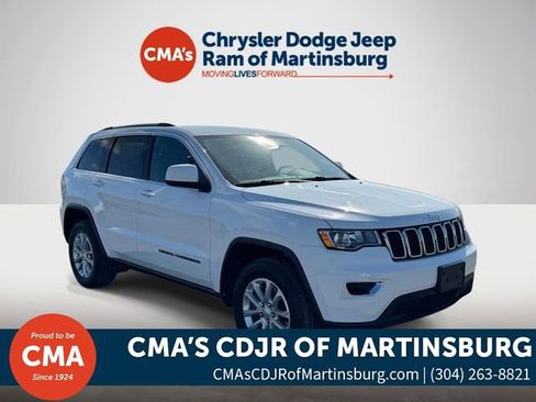 Used 2021 Jeep Grand Cherokee Laredo w/ Security & Convenience Group AWD/4WD image 1