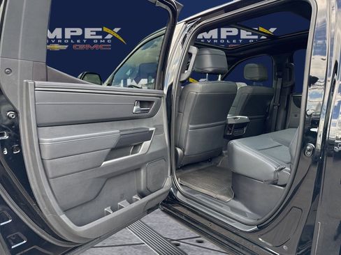 Used 2025 Toyota Tundra Platinum AWD/4WD image 30