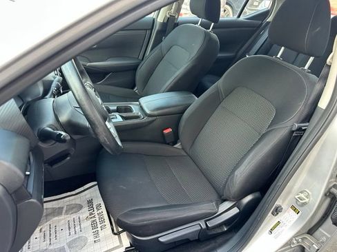 Used 2022 Nissan Sentra S FWD image 9