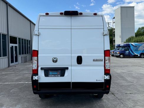 Used 2023 RAM ProMaster 2500 FWD image 14