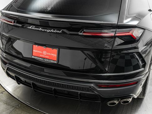 Used 2021 Lamborghini Urus AWD/4WD image 39