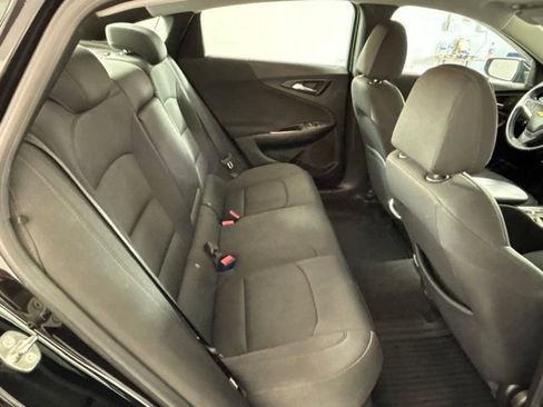 Used 2016 Chevrolet Malibu LT FWD image 15