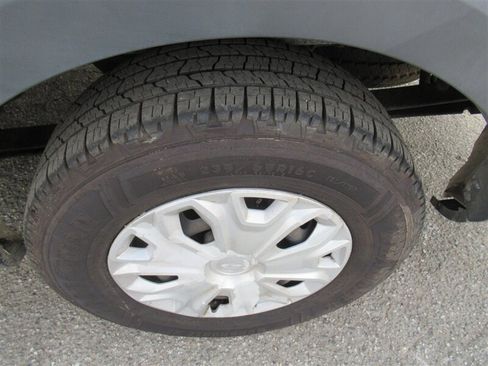 Used 2018 Ford Transit 150 XLT image 36