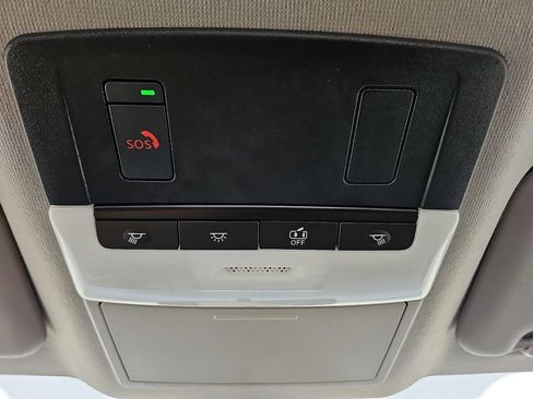 Used 2025 Nissan Sentra SV image 28