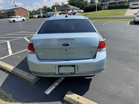 Used 2009 Ford Focus SE FWD image 7