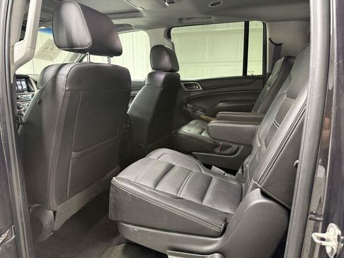 Used 2017 GMC Yukon XL Denali w/ Open Road Package AWD/4WD image 32