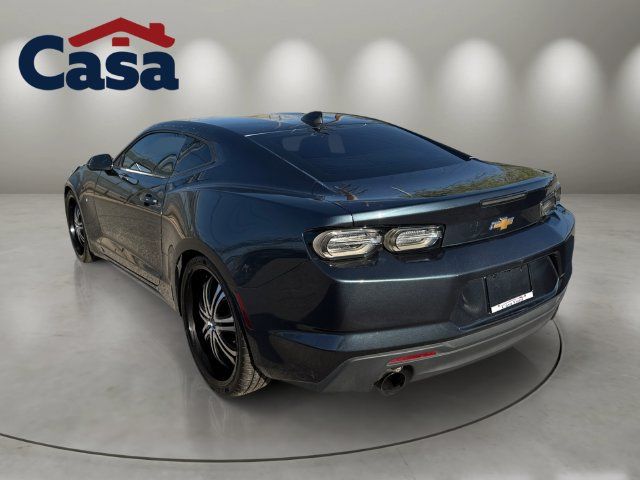 Used 2023 Chevrolet Camaro LT w/ Technology Package RWD image 4