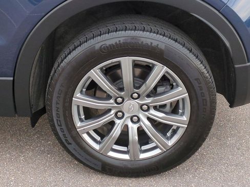 Used 2021 Cadillac XT4 Premium Luxury w/ Technology Package image 16