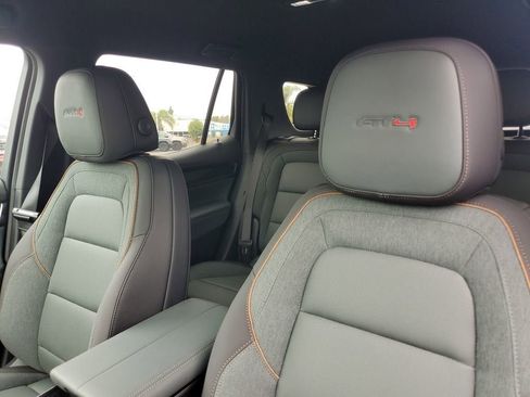 New 2026 GMC Terrain AT4 AWD/4WD image 7