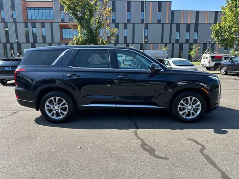 Certified 2022 Hyundai Palisade SE w/ Cargo Package AWD/4WD image 7