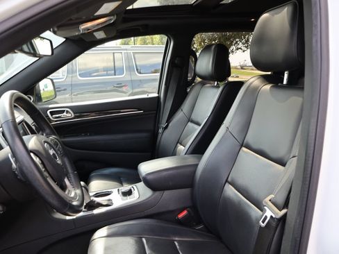 Used 2016 Jeep Grand Cherokee High Altitude AWD/4WD image 21