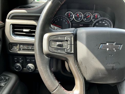 Used 2021 Chevrolet Suburban RST w/ Luxury Package AWD/4WD image 11