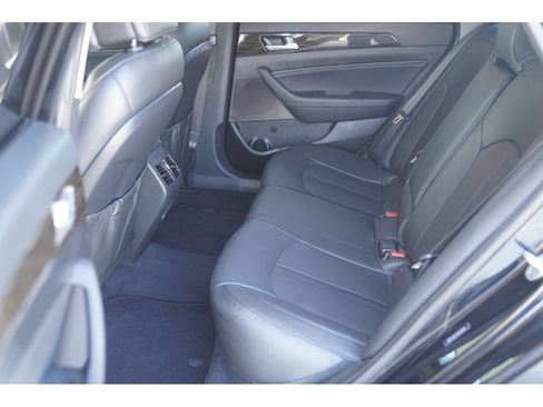 Used 2016 Hyundai Sonata Limited FWD image 12