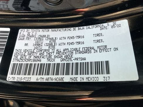 Used 2022 Toyota Tacoma SR5 w/ Technology Package RWD image 26