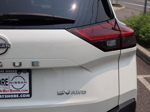 Certified 2022 Nissan Rogue SV AWD/4WD image 29