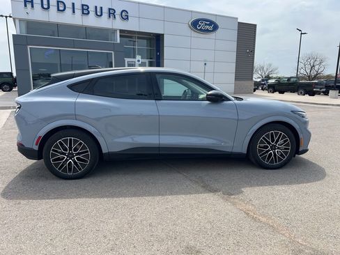 Used 2025 Ford Mustang Mach-E Premium image 2