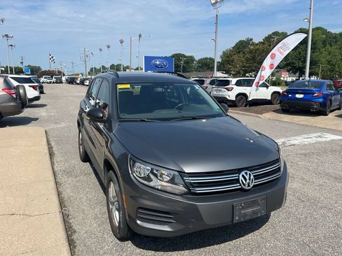 Used 2016 Volkswagen Tiguan S FWD image 2