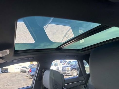 Used 2023 Audi Q3 2.0T Premium image 29