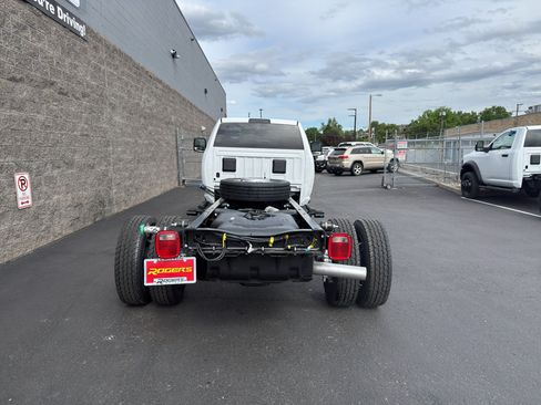 New 2026 RAM 5500 Tradesman AWD/4WD image 4