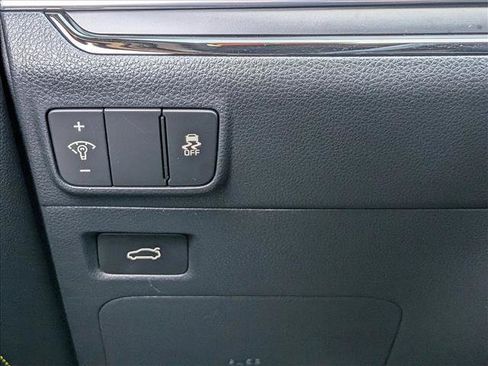 Used 2025 Kia K5 GT FWD image 16