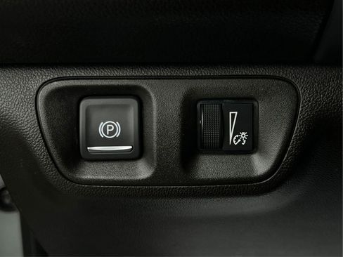 Used 2023 GMC Acadia SLE FWD image 33