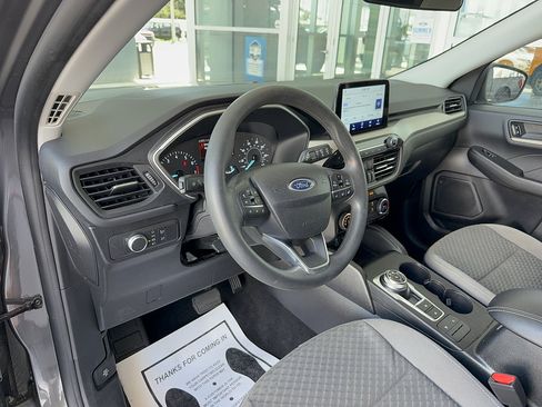 Certified 2022 Ford Escape SE w/ SE Sport Appearance Package AWD/4WD image 10