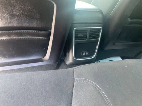 Used 2019 Dodge Charger GT RWD image 11