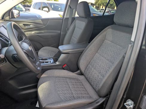 Used 2024 Chevrolet Equinox LT FWD image 23