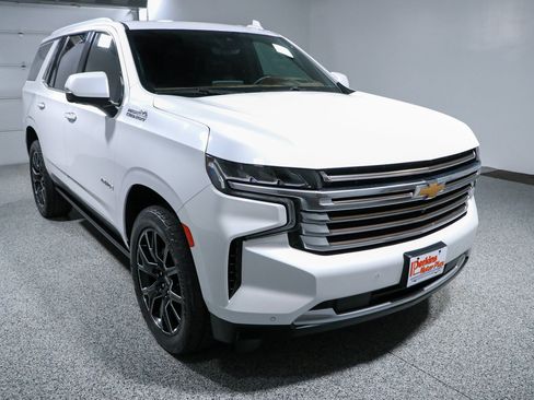 Used 2023 Chevrolet Tahoe High Country AWD/4WD image 5