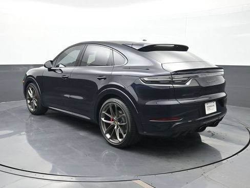 Certified 2023 Porsche Cayenne GTS AWD/4WD image 3
