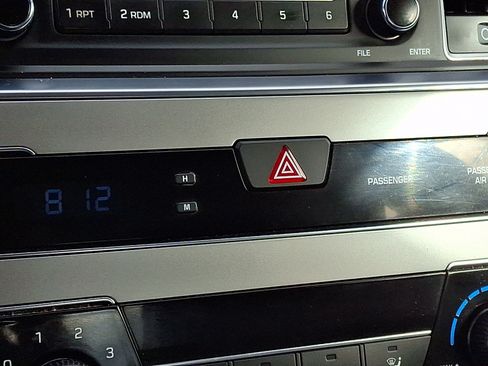 Used 2015 Hyundai Sonata SE FWD image 26