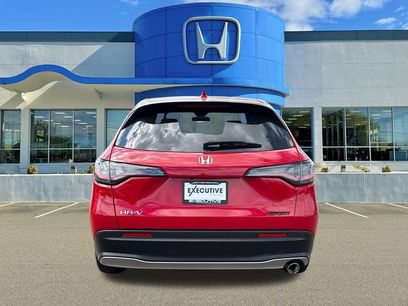 Used 2025 Honda HR-V Sport