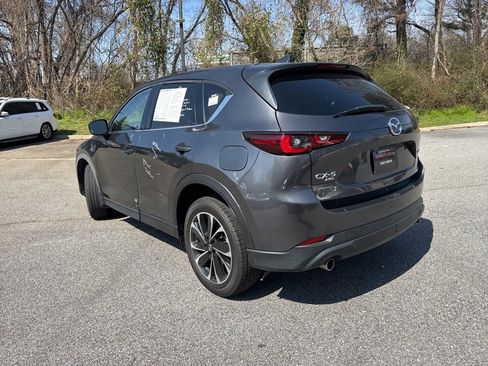 Used 2022 MAZDA CX-5 AWD 2.5 S w/ Premium Package image 2