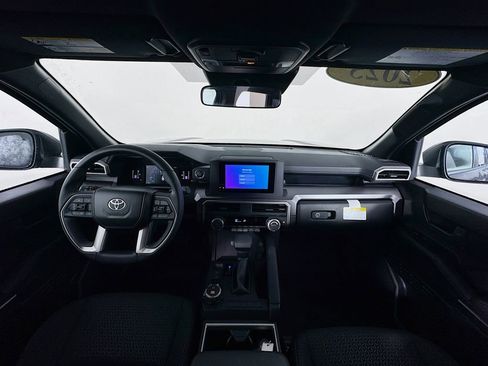 Used 2025 Toyota 4Runner SR5 image 37