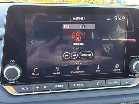 Certified 2023 Nissan Rogue SV image 13