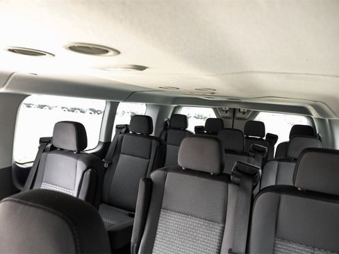 Used 2021 Ford Transit 350 XLT image 40