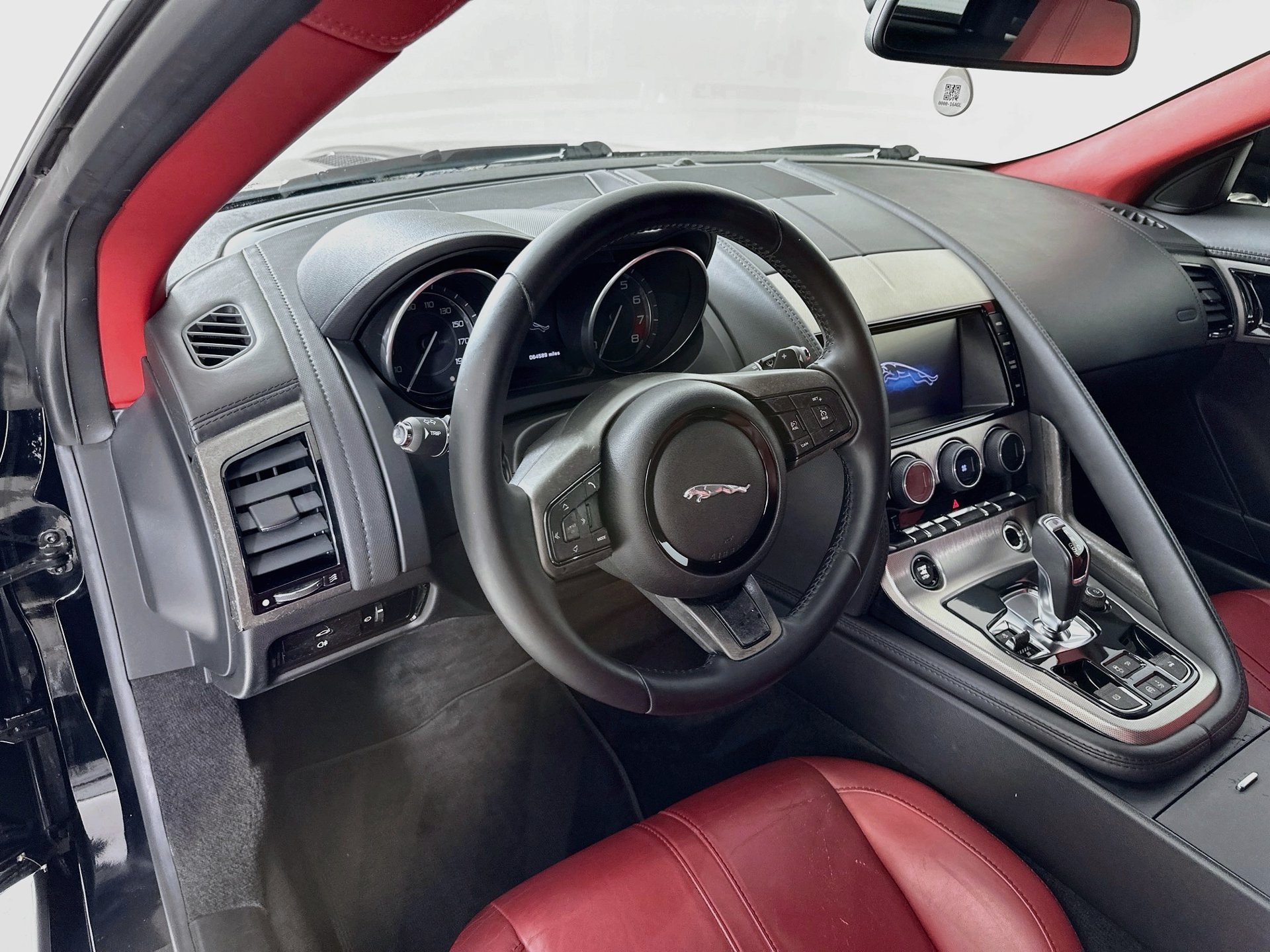 Used 2014 Jaguar F-TYPE Convertible RWD image 10