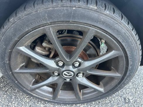 Used 2013 MAZDA MX-5 Miata Club RWD image 27