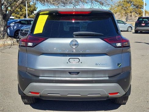 Certified 2021 Nissan Rogue SV image 10