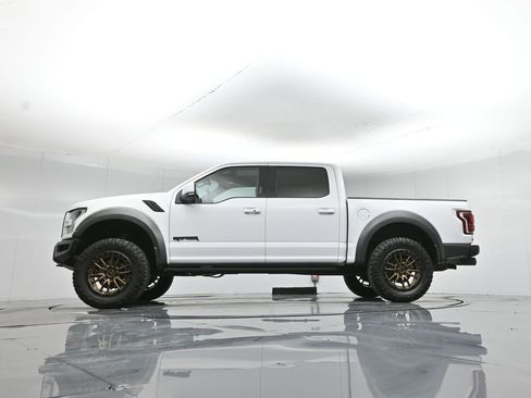 Used 2020 Ford F150 Raptor w/ Equipment Group 802A Luxury image 7